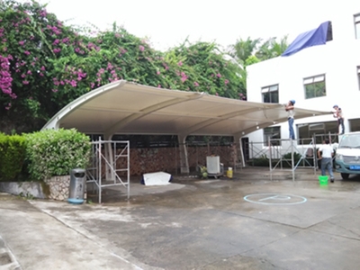 漫湾镇漫电宾馆停车棚